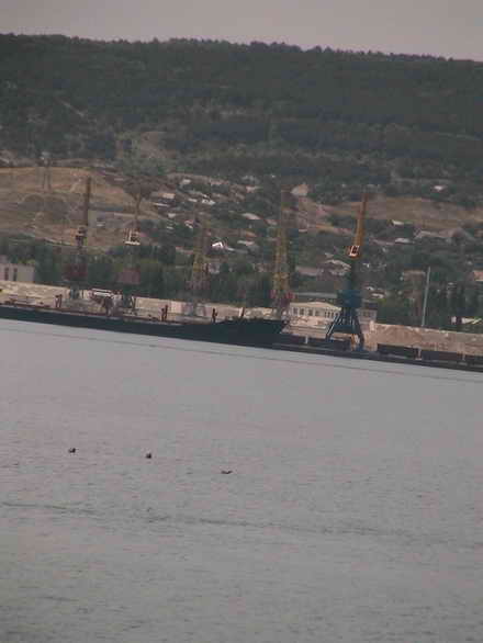 Port at the foot of Tepe-Oba